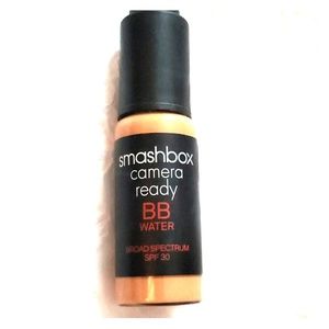 BRAND NEW Foundation (medium) Smashbox BB water